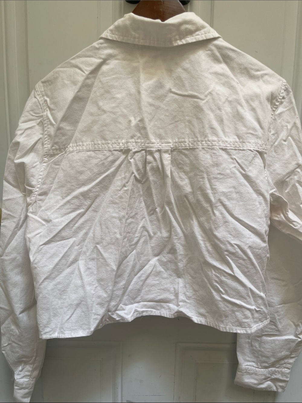 Universal Thread White Cropped Button-Up - Picture 5 of 6